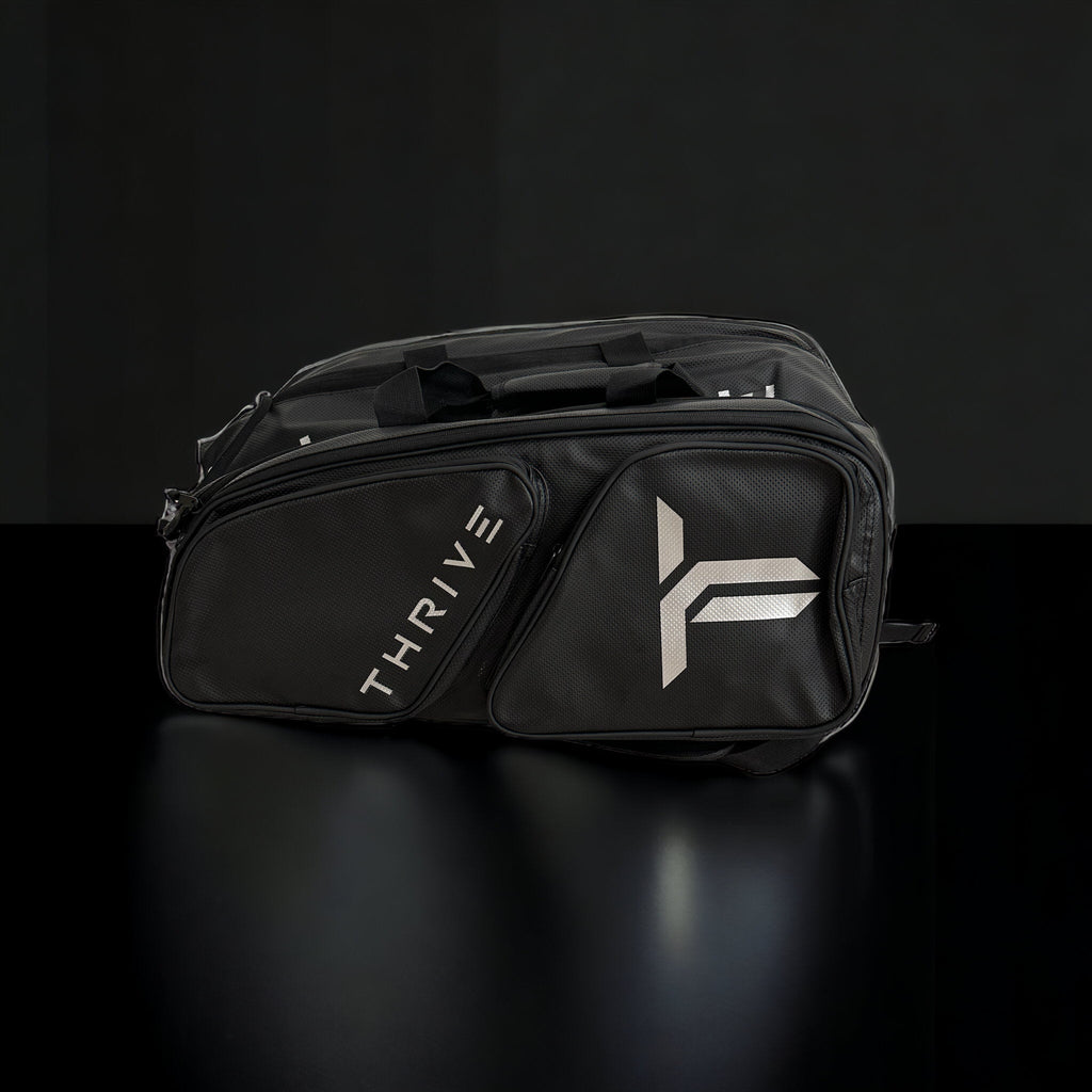 Elite Pro Tour Bag w/shoe bag- BLACK
